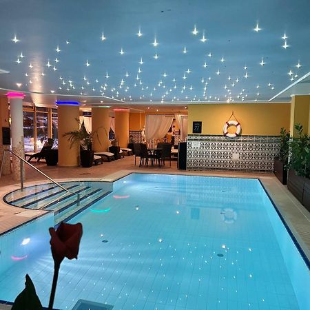 Calimbra Wellness Hotel Superior Miskolc Buitenkant foto