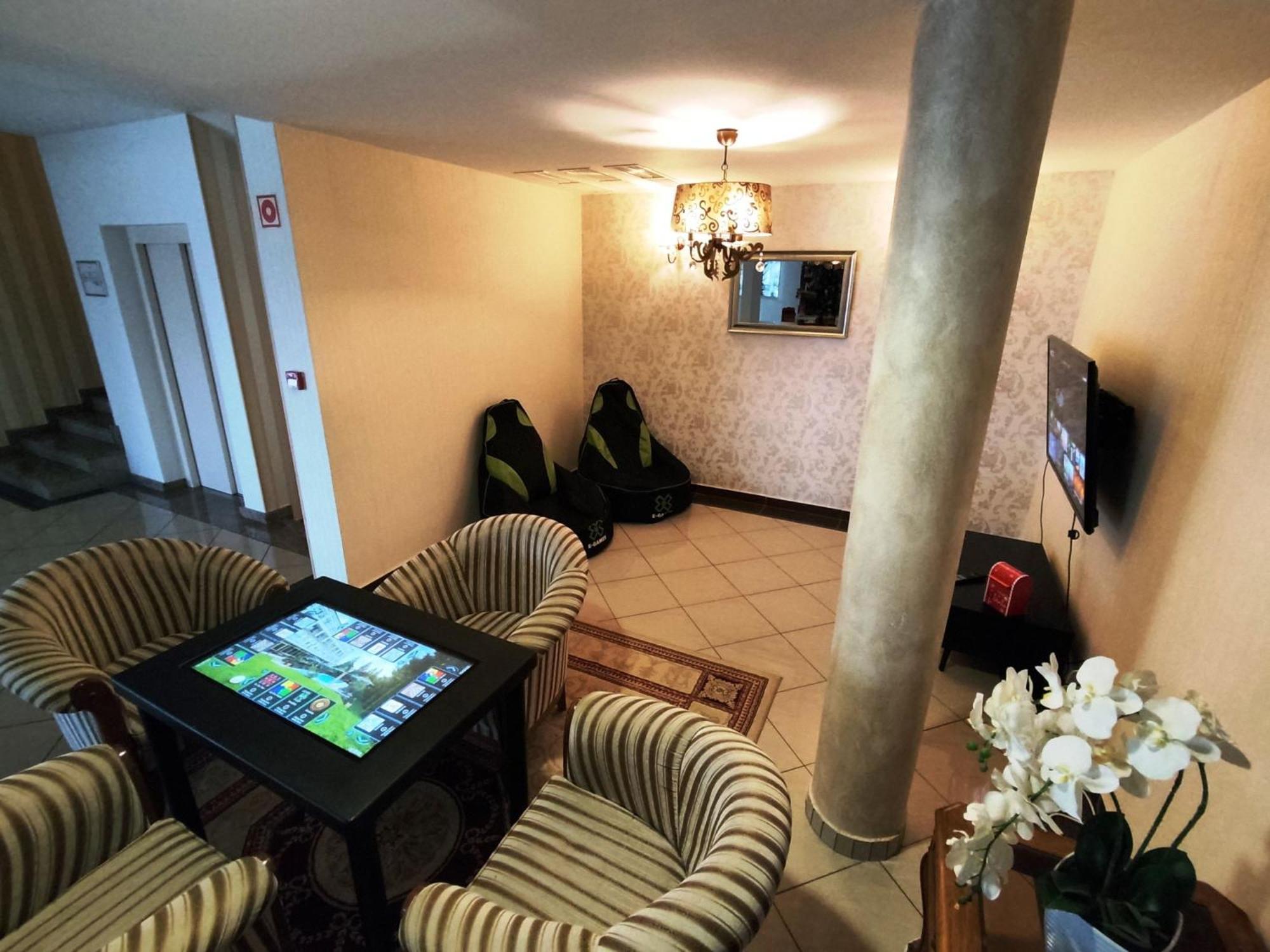 Calimbra Wellness Hotel Superior Miskolc Buitenkant foto