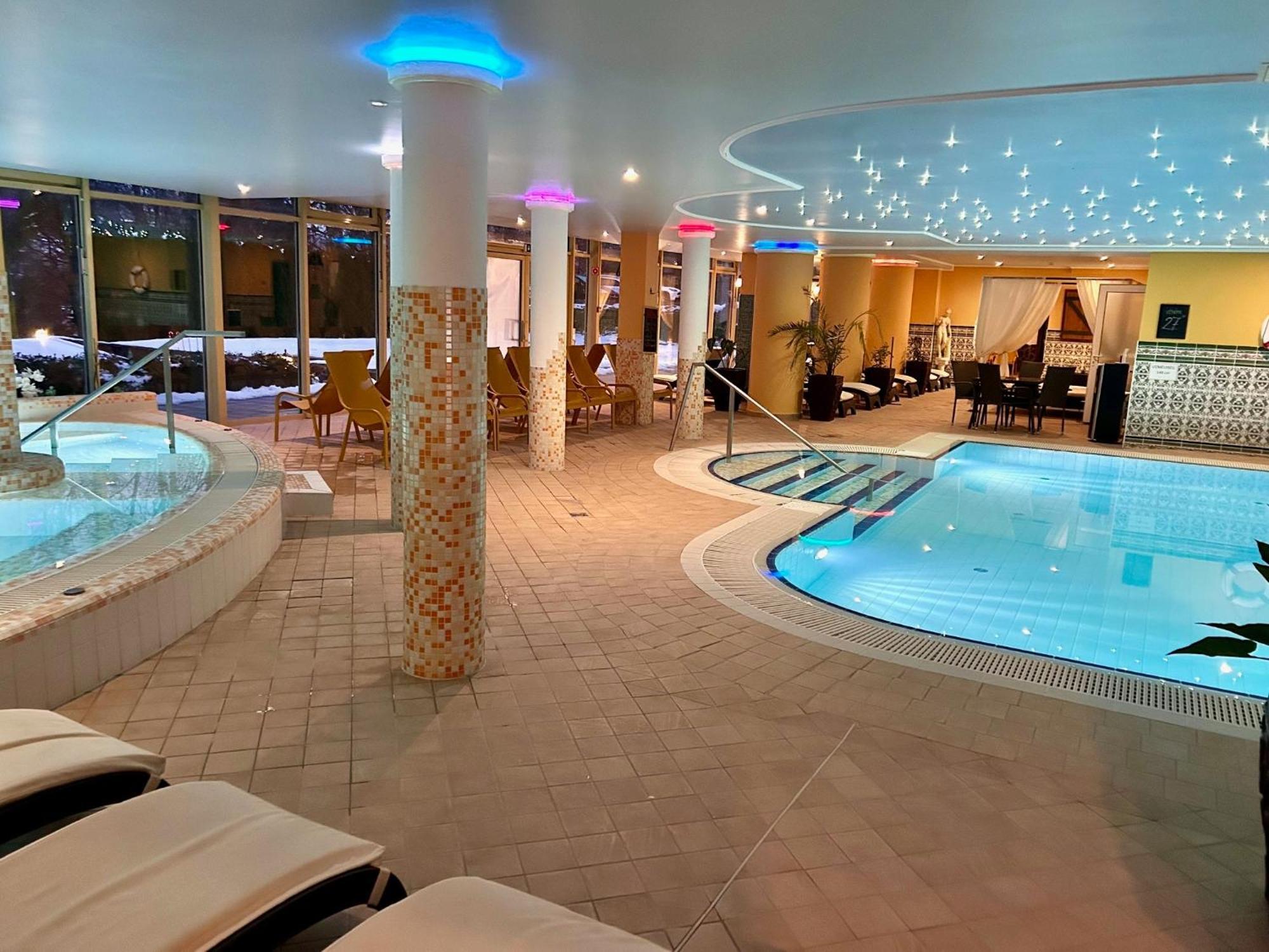 Calimbra Wellness Hotel Superior Miskolc Buitenkant foto