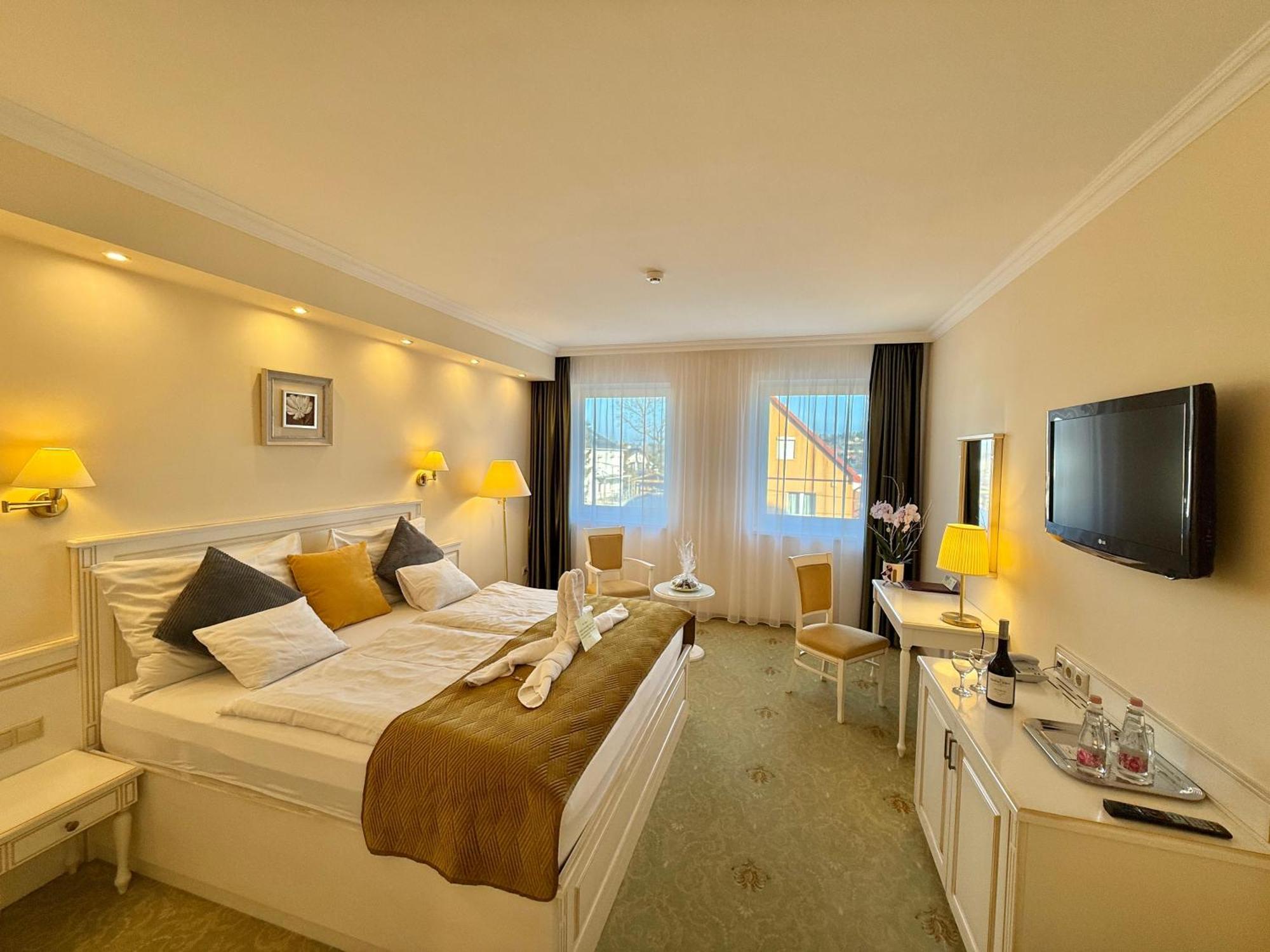 Calimbra Wellness Hotel Superior Miskolc Buitenkant foto